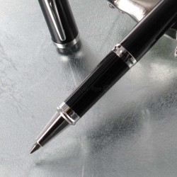 Stylo Roller Cross® Century II Précieux Laque Noire & Rhodium
