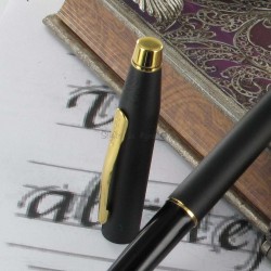 Stylo Plume Cross® Classic Century Noir Mat