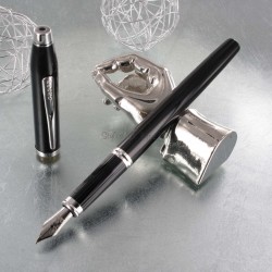 Stylo Plume Cross® Century II Précieux Laque Noire & Rhodium