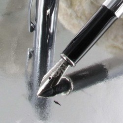 Stylo Plume Fine Cross® Classic Century Chrome