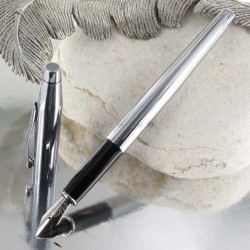 Stylo Plume Moyenne Cross® Classic Century Chrome
