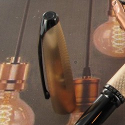 Stylo Plume Cross® Ton Or Rose Guilloché