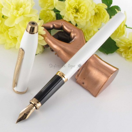 Stylo Plume Moyenne Cross® Century II Pearl / Or Rose