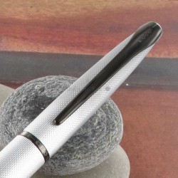 Stylo Plume Fine Cross® Noir Mat Guilloché