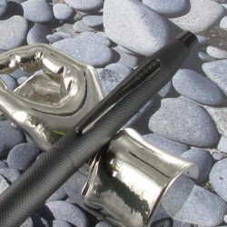 Stylo Plume Fine Cross® Classic Century Noir Mat