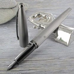 Stylo Plume Fine Cross® ATX Titane Sablé Guilloché