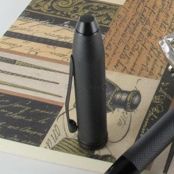 Stylo Plume Moyenne Cross® Townsend Noir Mat PVD Pointe de Diamant