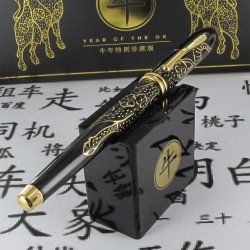 Stylo Plume Moyenne Cross® Townsend "Année du Buffle" Laqué Noir & Or 23 cts
