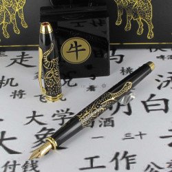 Stylo Plume Moyenne Cross® Townsend "Année du Buffle" Laqué Noir & Or 23 cts